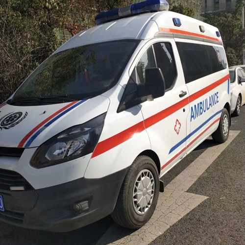 沙坪坝品质救护车出租,为您的健康出行负责